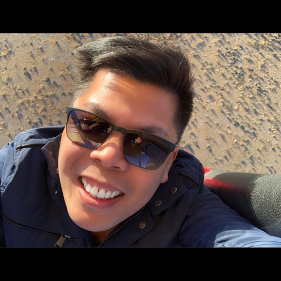 Meet your Posher, Peter dai - Picture 1 of 1